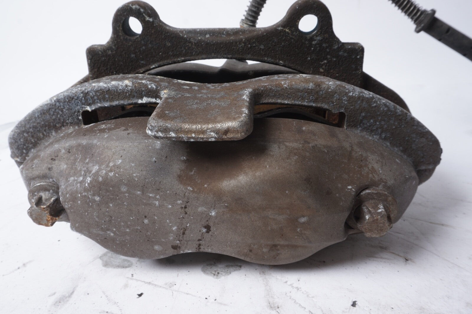 07-14 Mercedes W216 CL550 S550 RWD Front Left Brake Caliper 56K