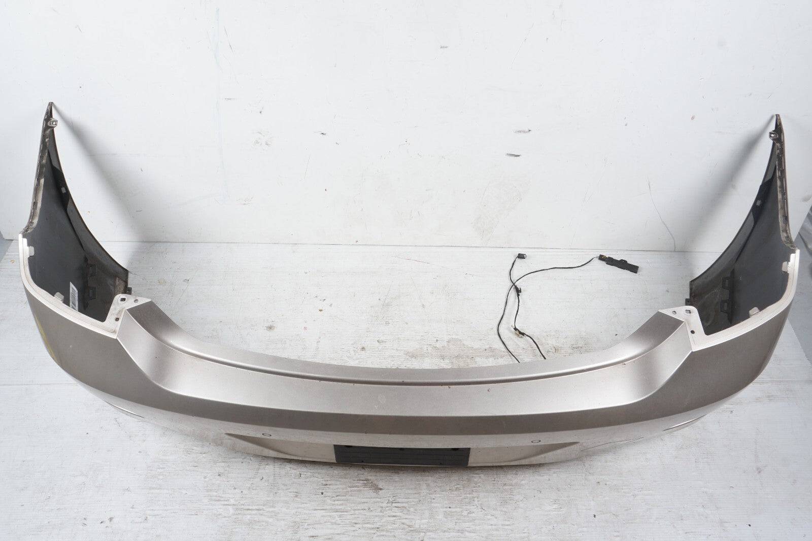 13 - 18 BMW 650i 640i F06 Rear Bumper Cover OEM
