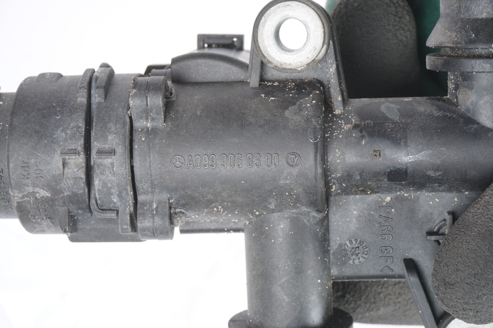 14-17 Mercedes S550 W222 Vapor Canister Purge Valve A0014701193 OEM