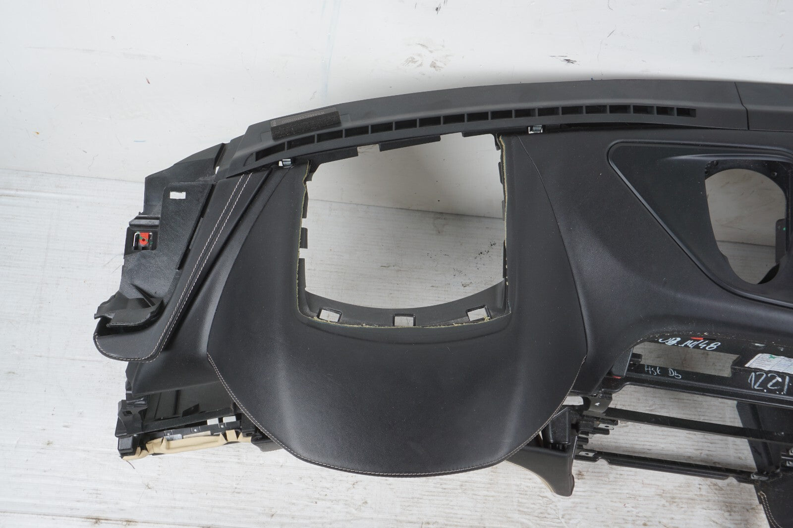 13 - 18 BMW 650i 640i F06 Dash Dashboard Panel OEM