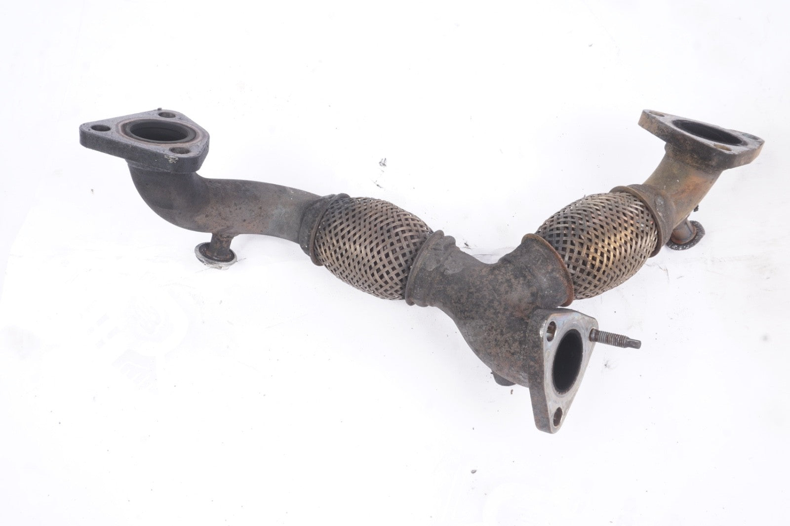 2016 2017 2018 2019 Nissan Titan XD 5.0L Diesel Engine Exhaust Crossover Pipe