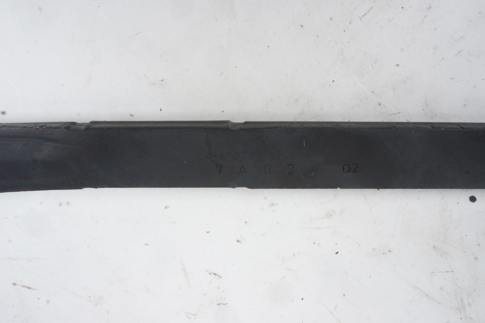 MERCEDES-BENZ C E RIGHT LEFT RADIATOR SUPPORT A2076200585 A2076200085
