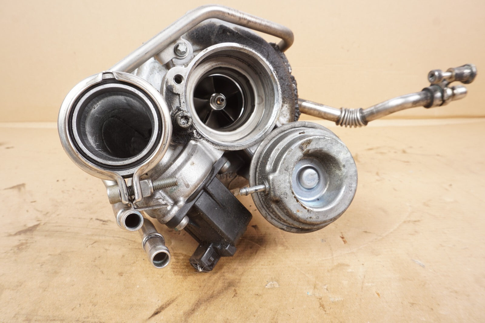 2012 - 2016 BMW 650i 550i 750i 4.4l Left Driver Side Turbocharger  OEM