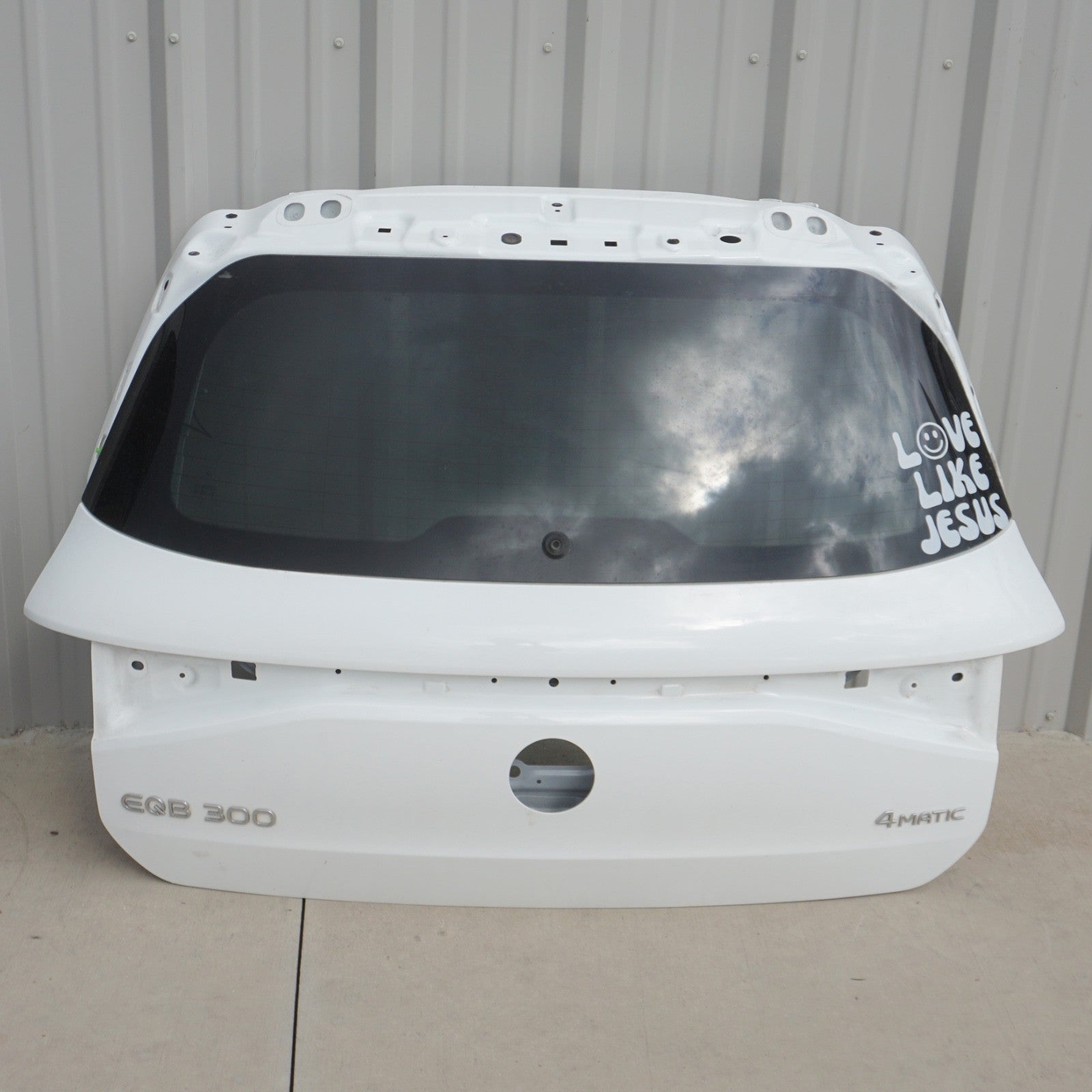 2022 - 2025 MERCEDES EQB300 X243 TAIL GATE TAILGATE TRUNK LID HATCH WHITE