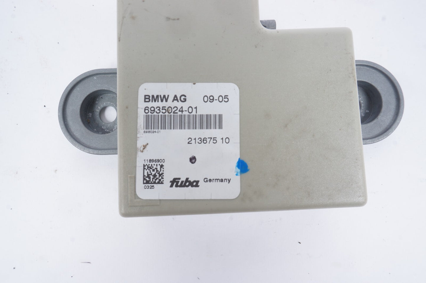 2006 - 2010  BMW 650i E63 E64 Backup Antenna Module 6935024 OEM