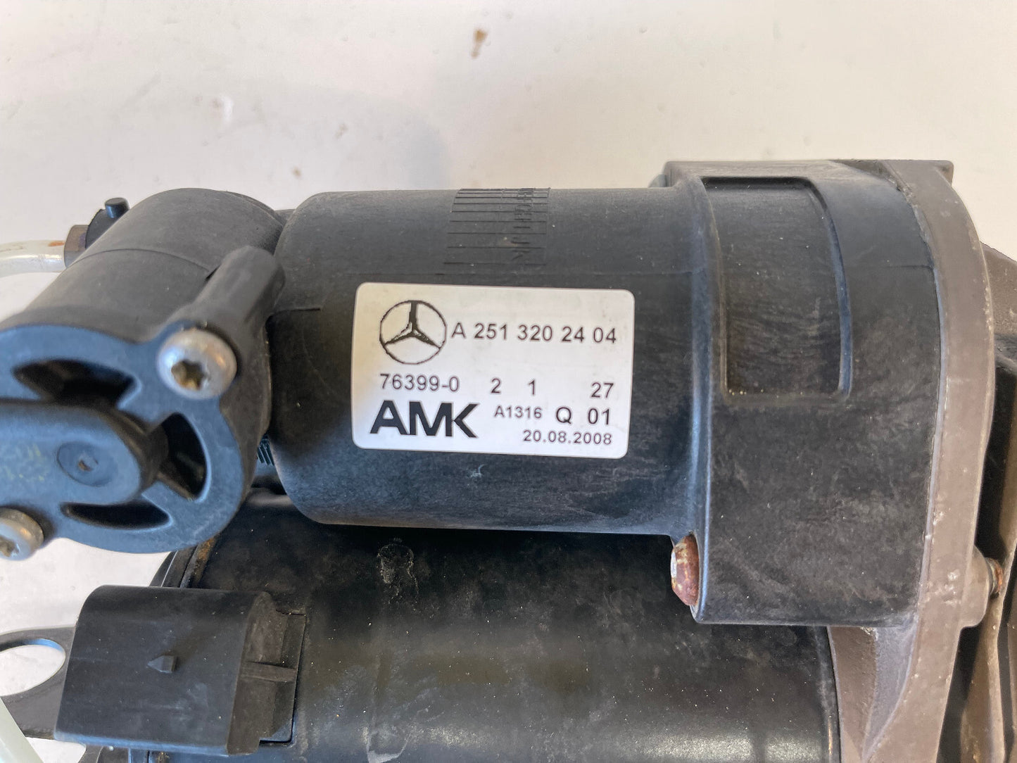 06-10 MERCEDES R350 R500 W251 AIR SUSPENSION AIRMATIC COMPRESSOR 2513202404  OEM