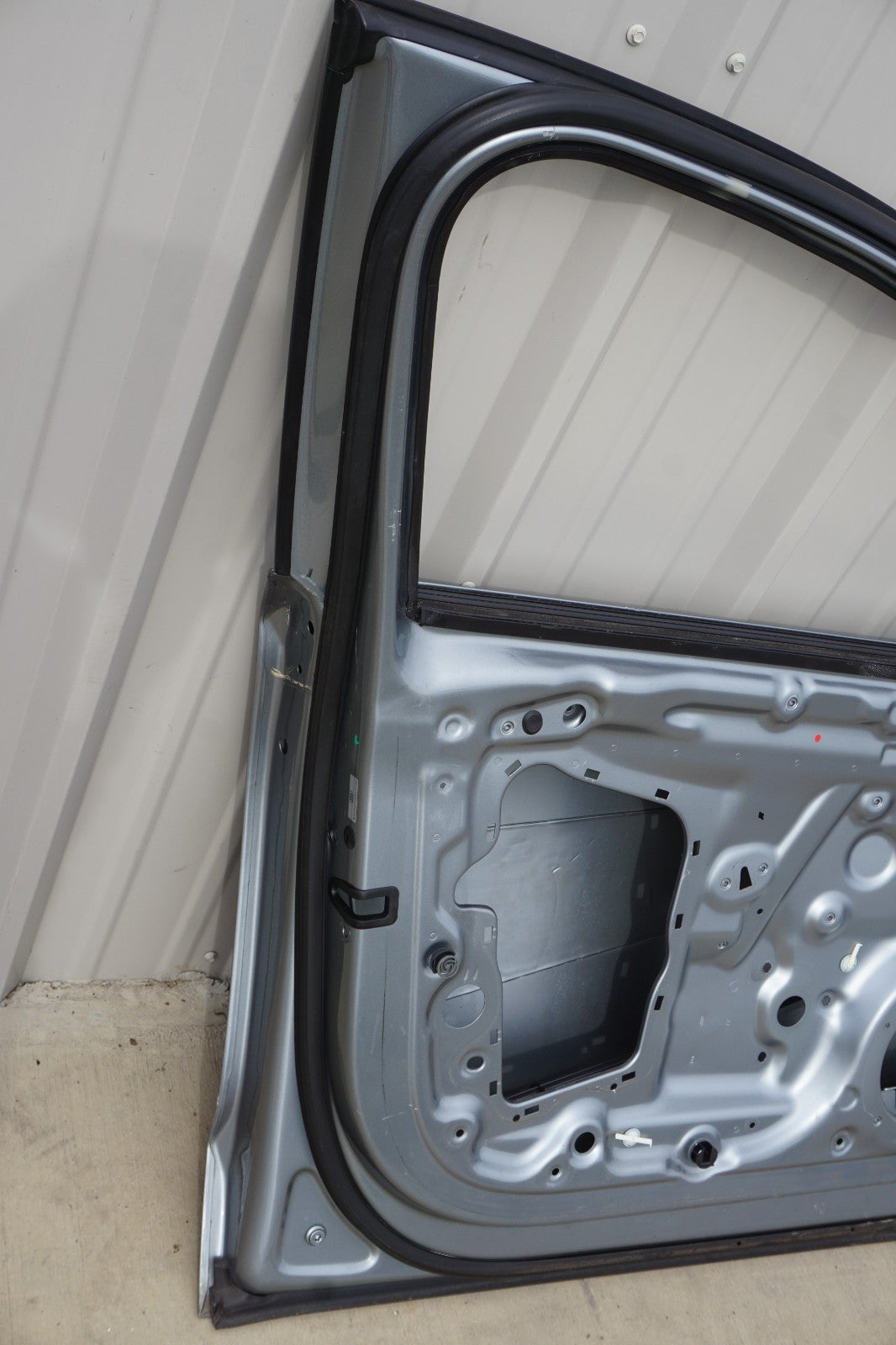 2011 - 2018 Audi A8l Front Left Driver Side Door Shell OEM *Long Base*