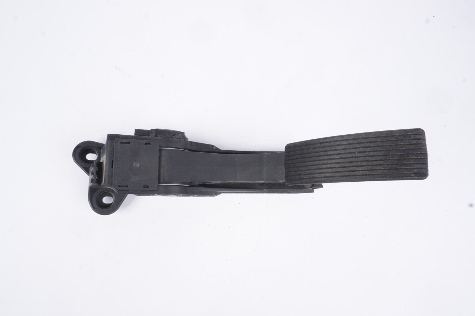 2006-2013 Mercedes W164 R350 ML350 GL450 GL550 Gas Accelerator Pedal A1643000504
