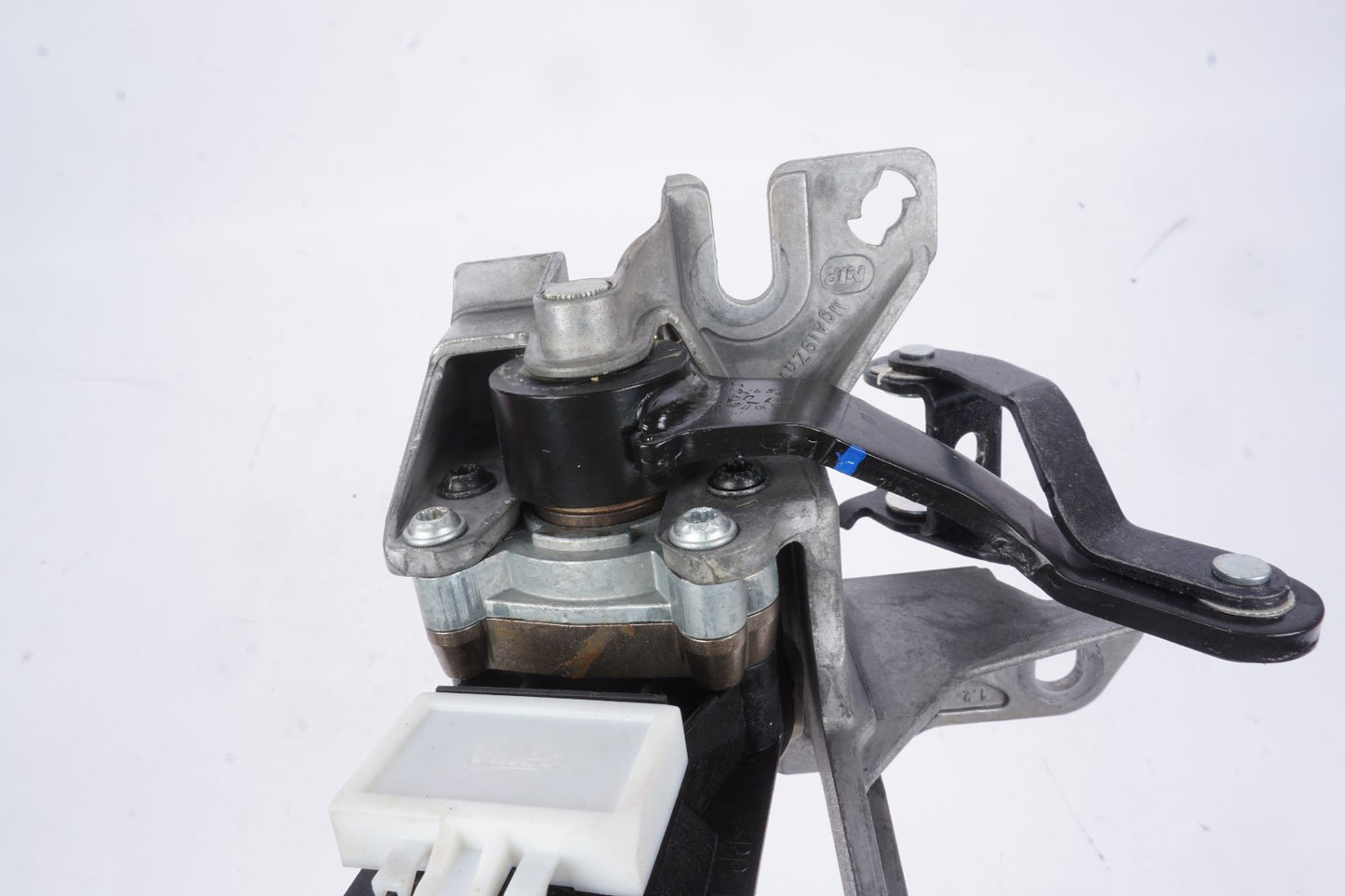 2011 - 2018 Audi A8L Rear Left Side Trunk Deck Lid Hinge Lever Actuator Motor