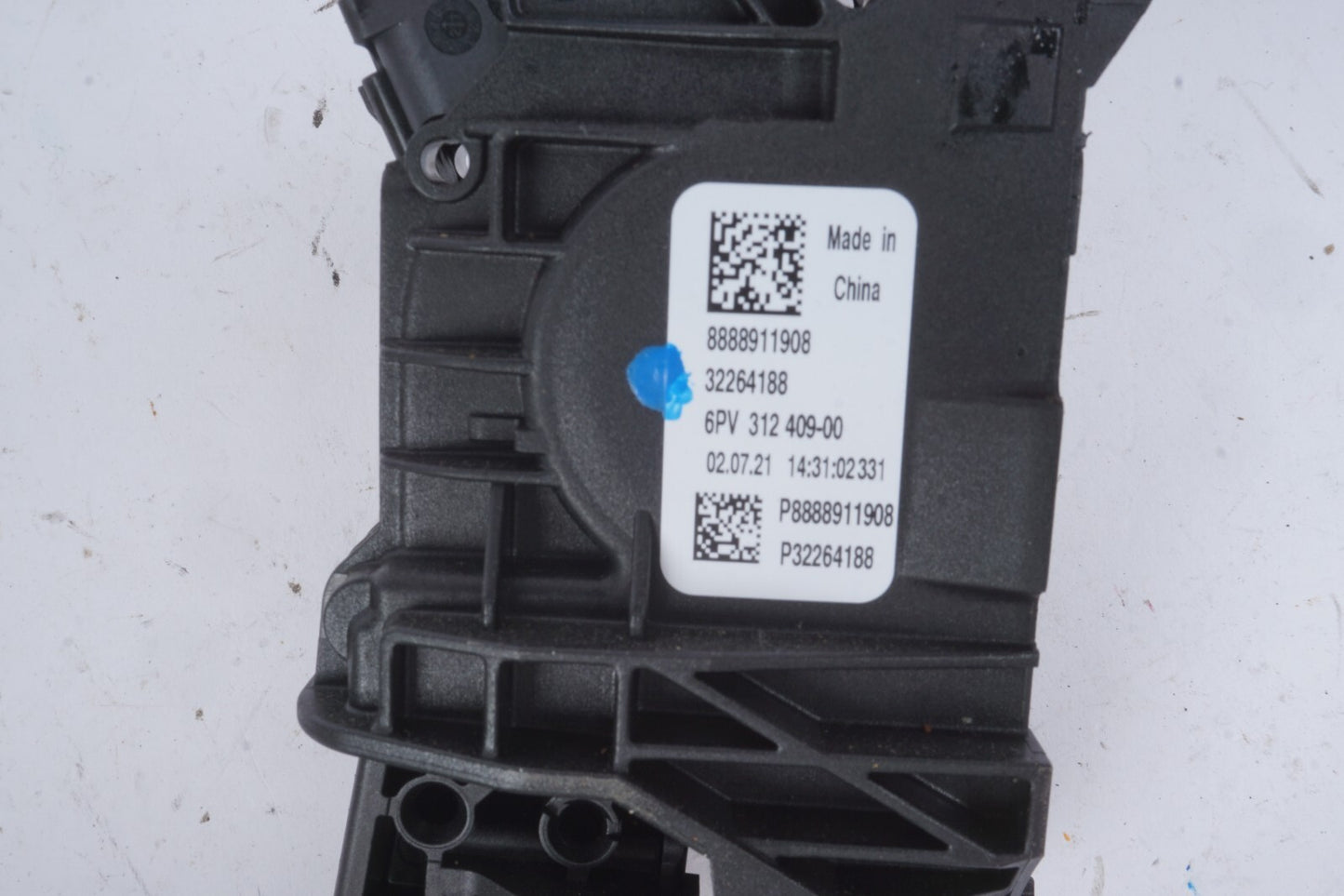 2021 - 2023 Polestar 2 Gas Pedal Accelerator 32264188 OEM