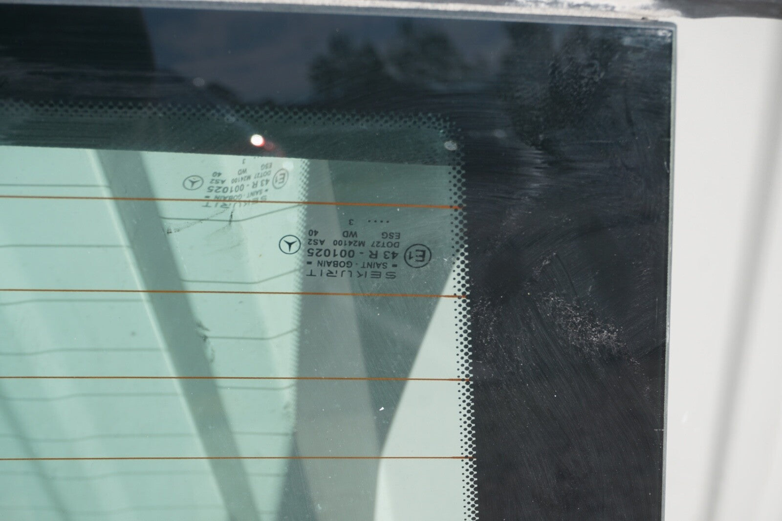 03-12 Mercedes R230 SL500 SL55 AMG Rear Back Windshield Glass Assembly OEM