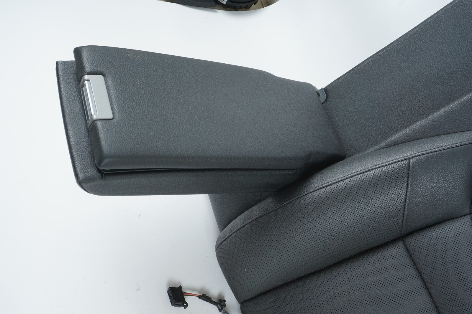 10 - 16 PORSCHE PANAMERA REAR SEAT BACK BACKREST UPPER LEFT DRIVER SIDE OEM