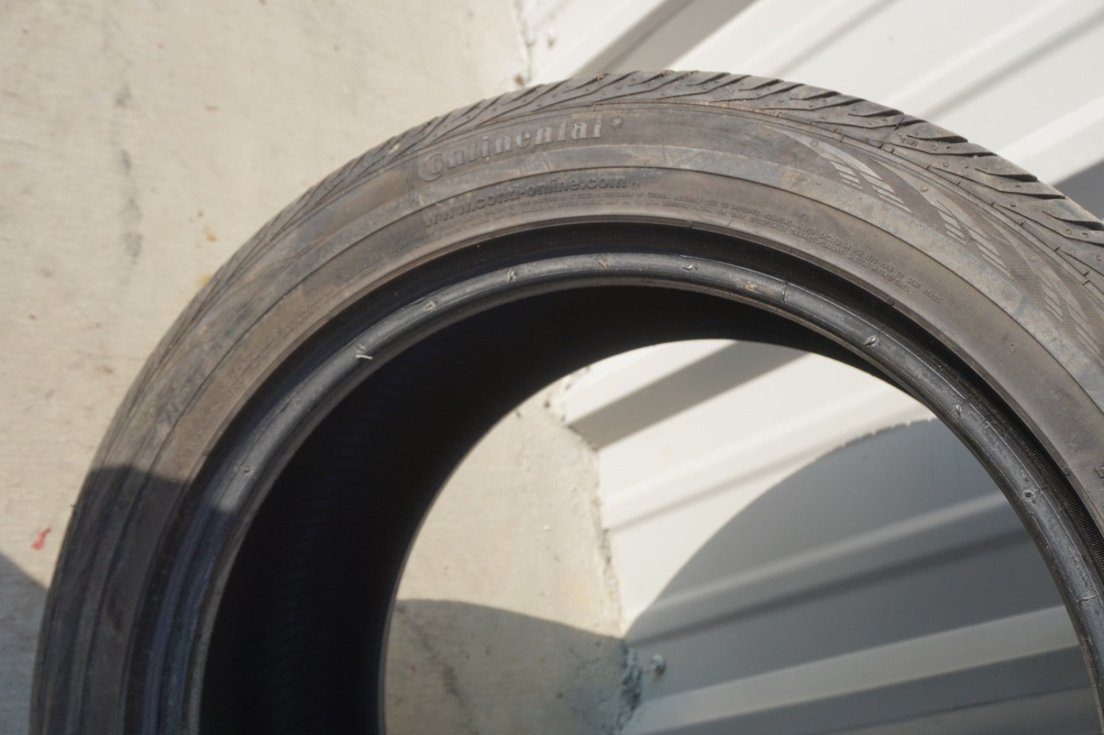 Continental Conti Pro Contact 255/45R18 99H Tire (QTY 1) 6/32