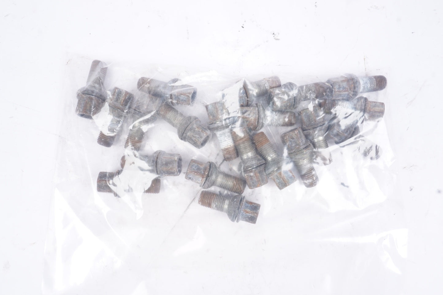 2004 - 2010 Audi A8 A8l D3 Wheel Standard Flange Nut Bolts Lug Set Of 20 Oem