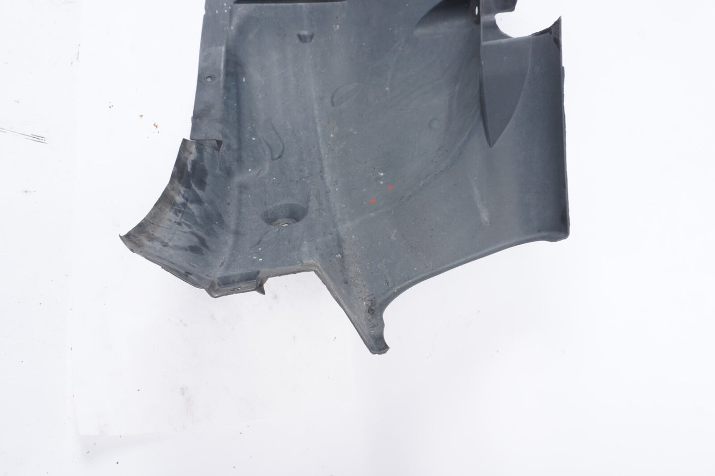 2010 - 2013  MERCEDES E350 23 DOOR INNER FENDER LINER SPLASH GUARD FRONT RIGHT