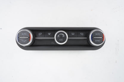 2017-2019 ALFA ROMEO GIULIA 2.0L CLIMATE CONTROLS HEAT AC CONTROLS 01561390660