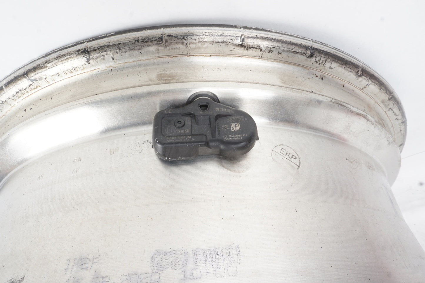 2017 - 2023 Nissan Titan  18" OEM Wheel Rim Black 40300EZ40B