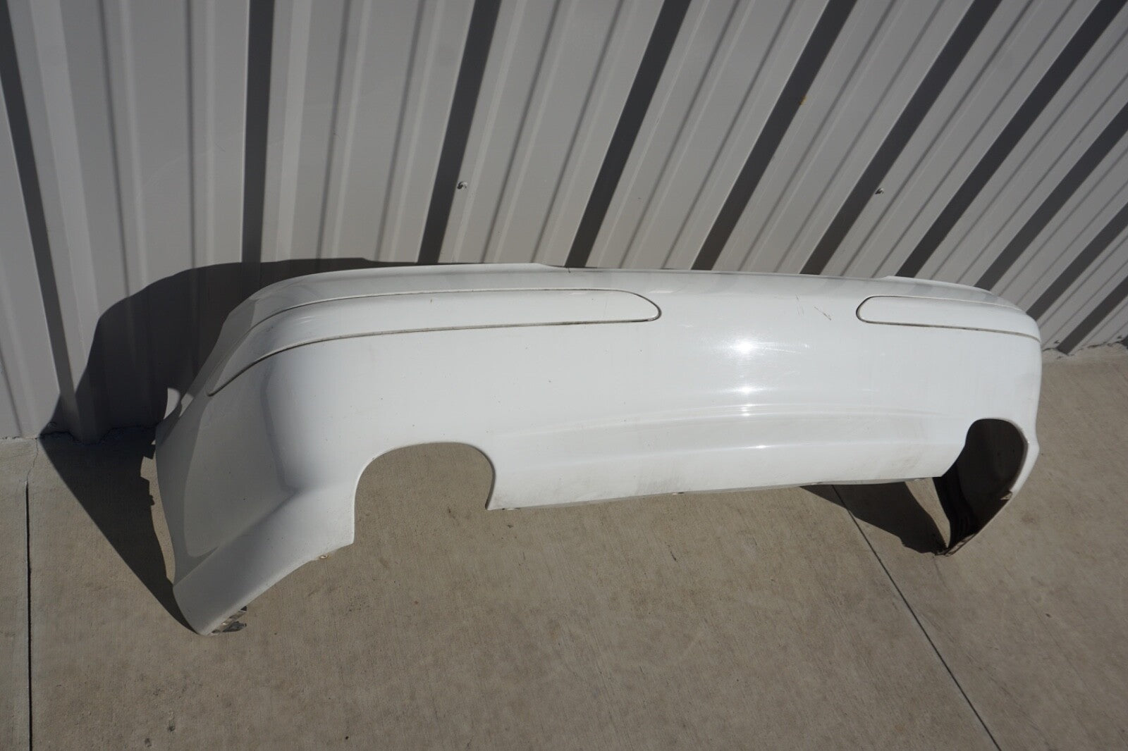03-08 Mercedes R230 SL550 SL500 Rear Bumper Cover Assembly Oem
