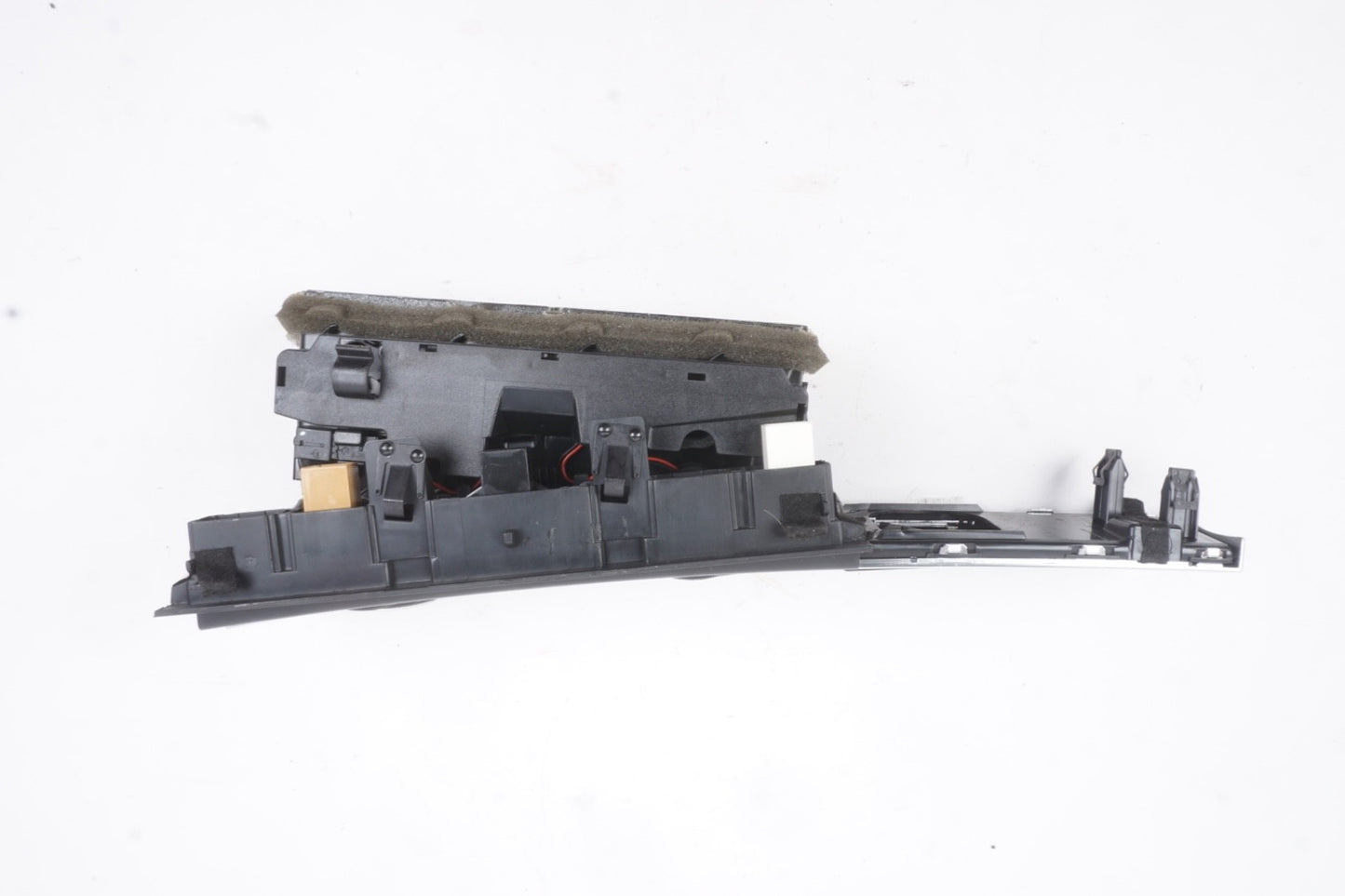 2007 - 2011 Audi S6 Center Dash Trim Air Vent A/C AC OEM