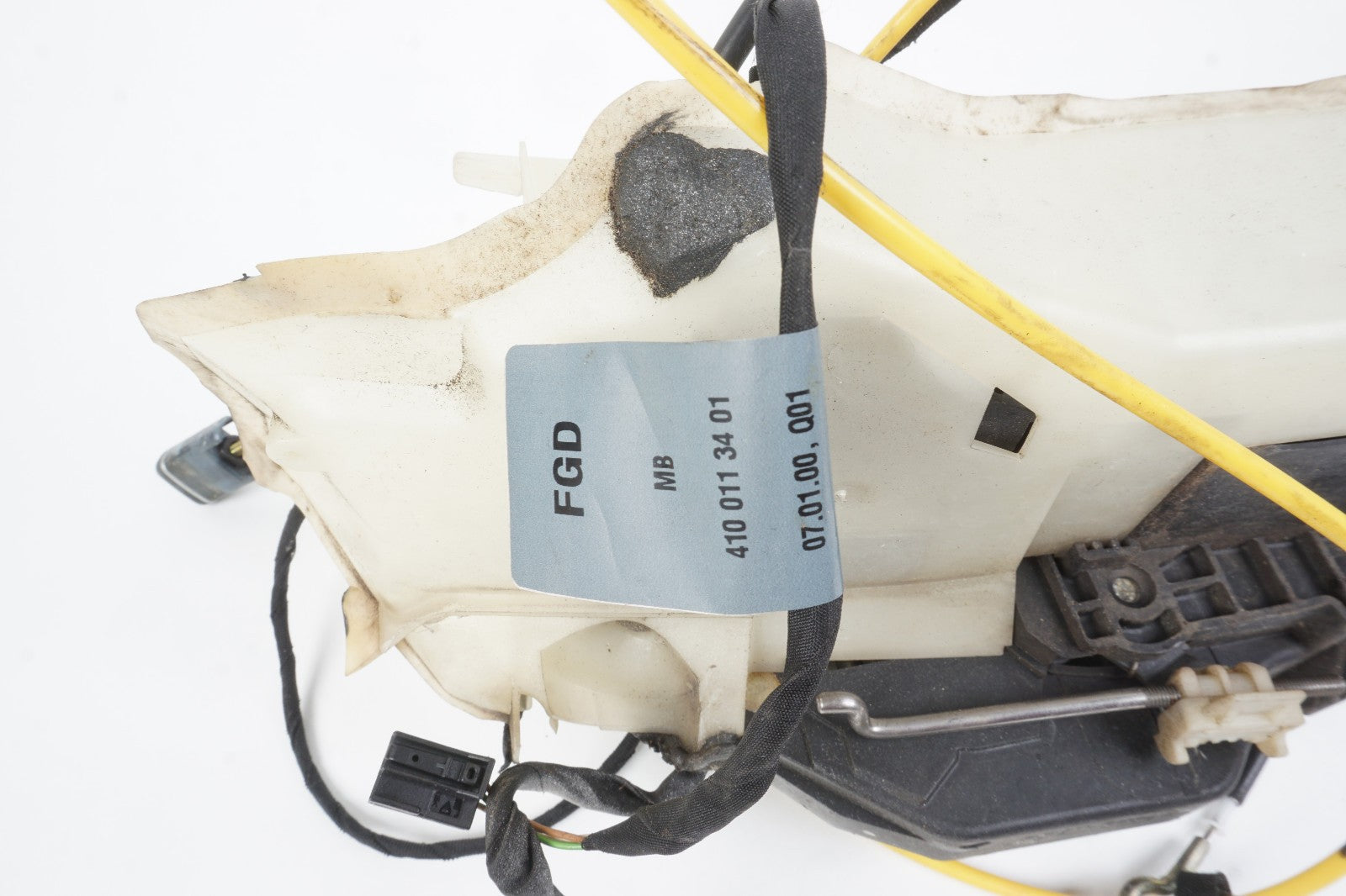 2003 - 2012 Mercedes R230 SL500 Front Right Side Door Lock Latch Actuator OEM