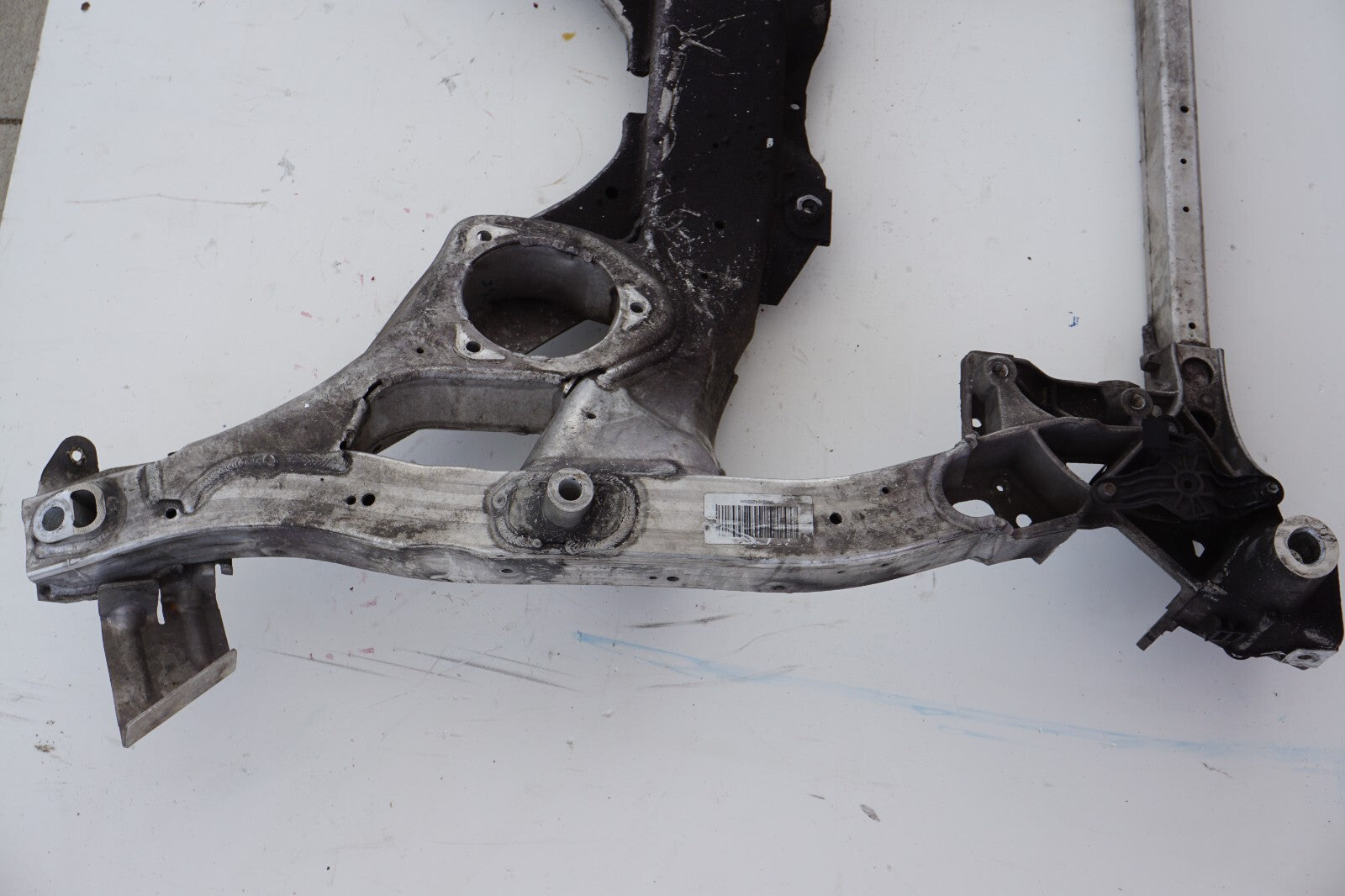 2012 - 2018 BMW 650i 640i FRONT CRADLE CROSSMEMBER SUBFRAME SUB FRAME OEM