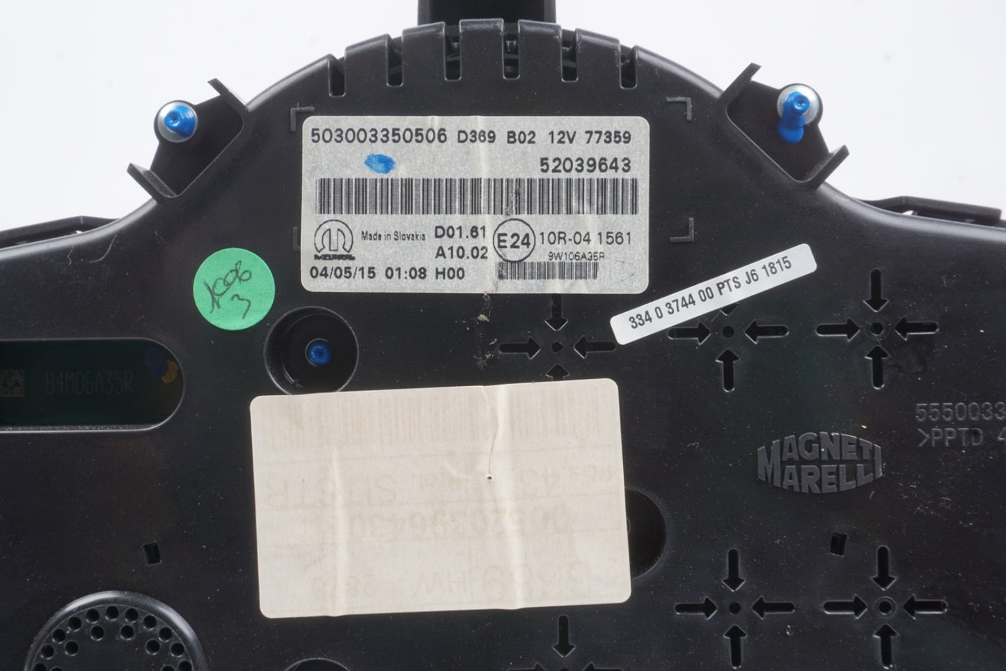 2016 - 2018 FIAT 500X Instrument Cluster Speedometer Gauge 52039643 OEM