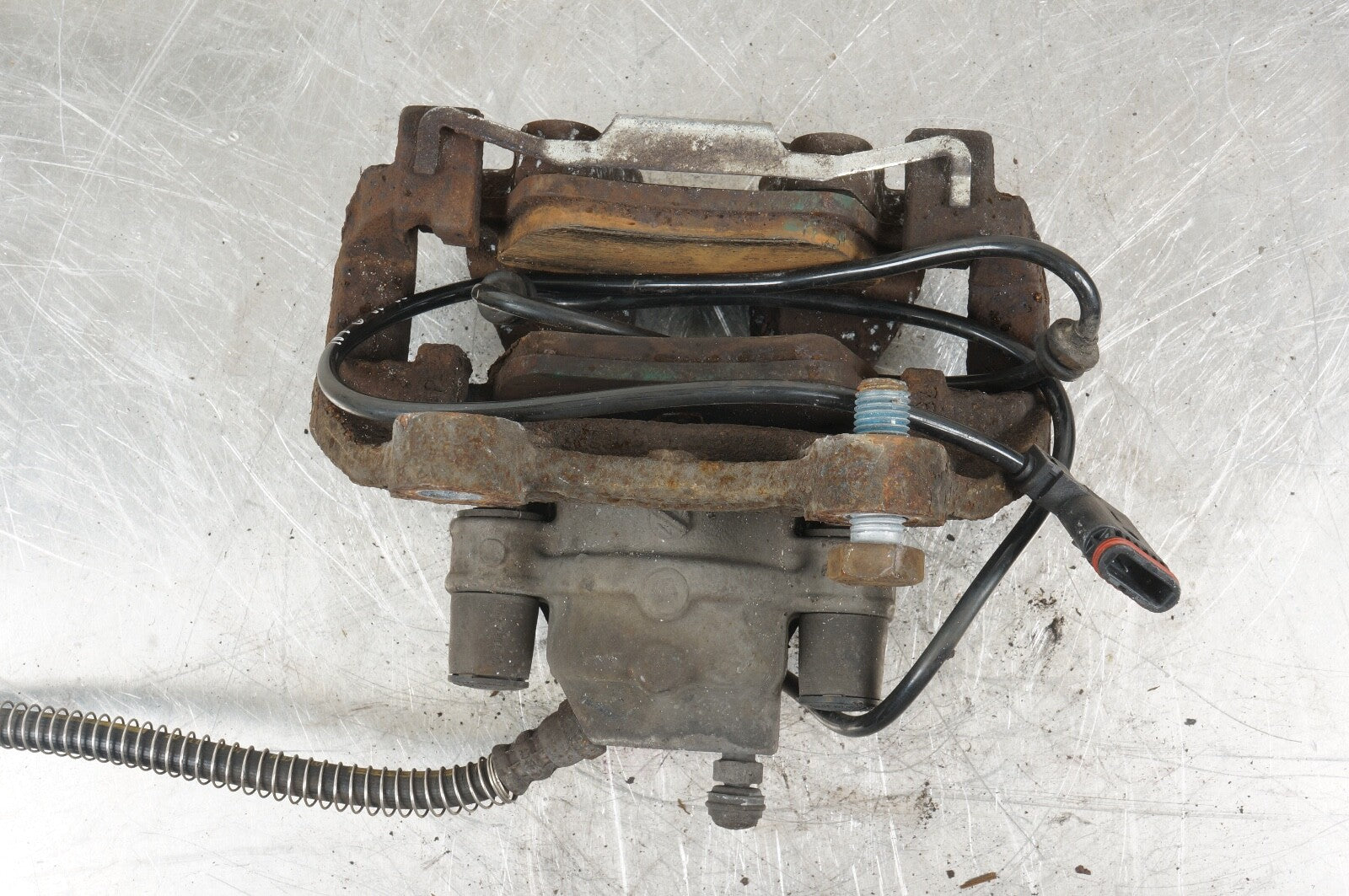 07-13 Mercedes W221 S550 CL550 Rear Right Brake Caliper OEM