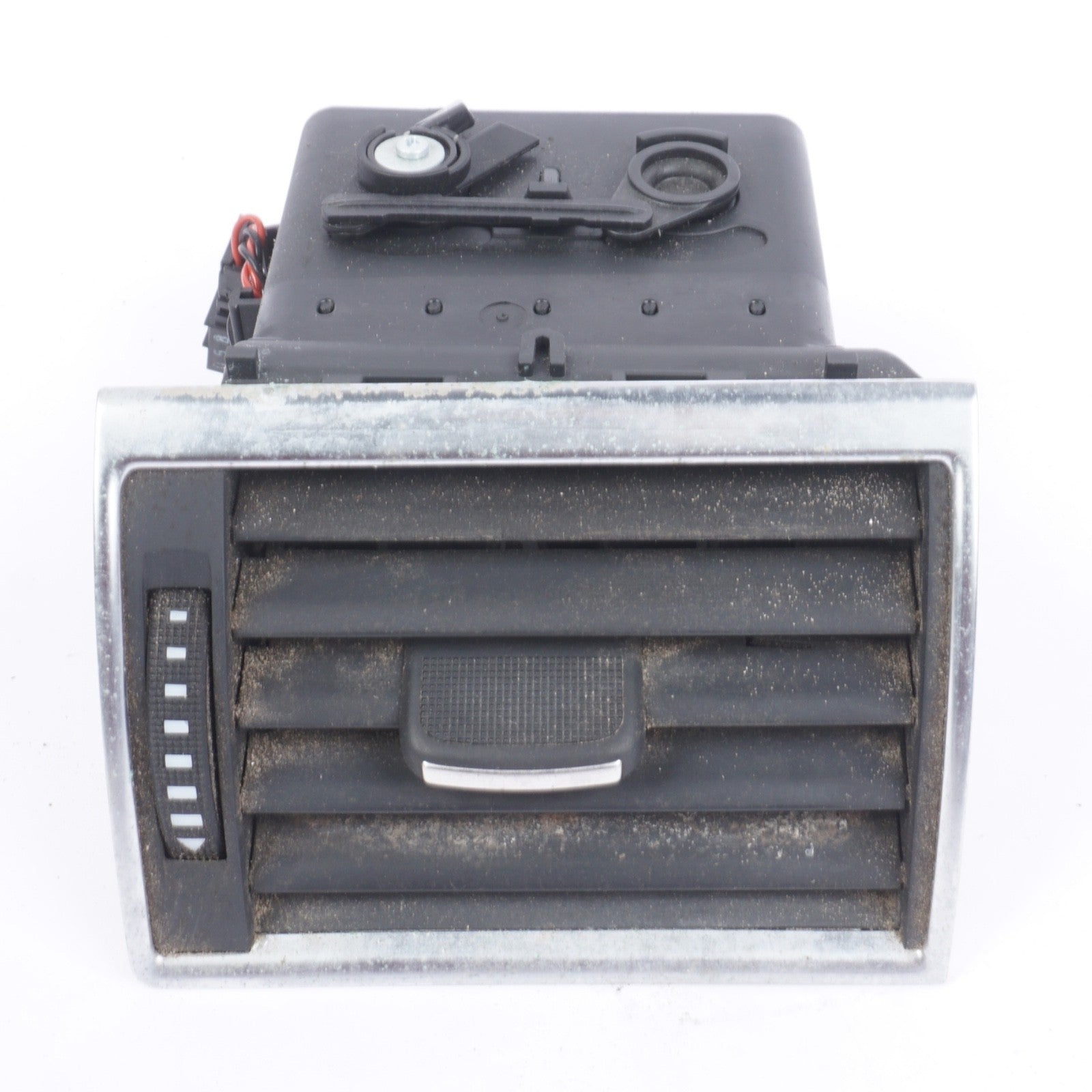 2004 - 2010 AUDI A8 S8 - LEFT Center DASH AIR VENT 4E0820951G