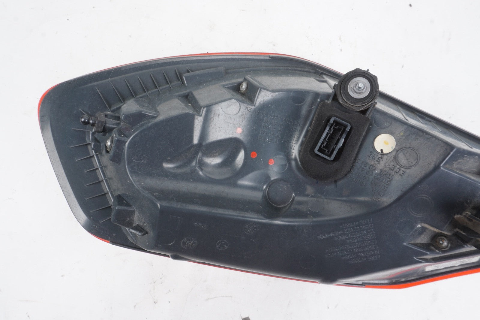 2013 - 2019 BMW F06 F13 650i 640i M6 LEFT DRIVER REAR OUTER TAILLIGHT LAMP OEM