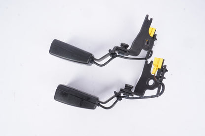 10-17 Mercedes W207 E350 E550 Rear Seat Belt Buckle Oem PAIR