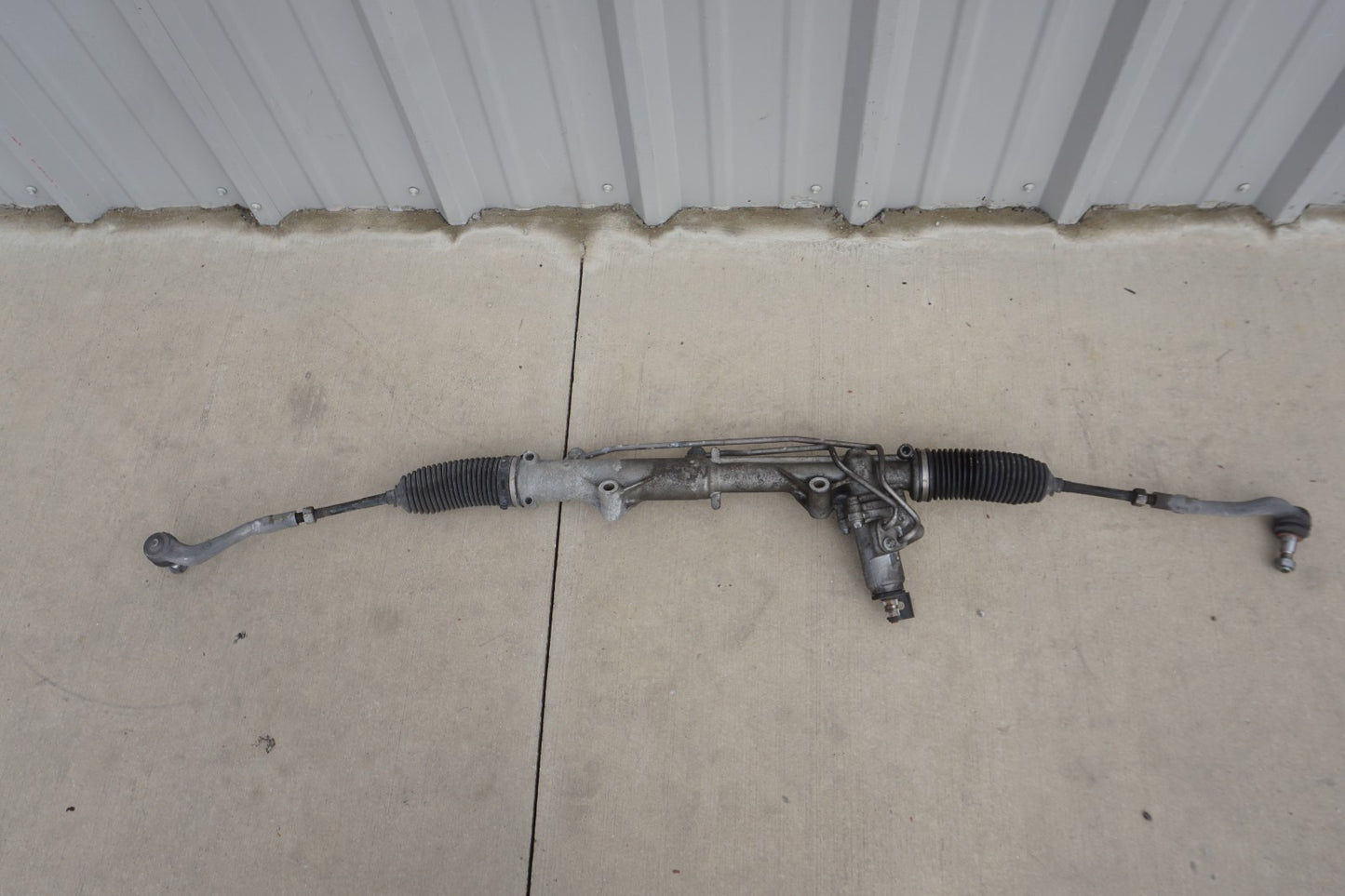 2010 - 2013 Mercedes E550 E350 RWD Power Steering Rack and Pinion OEM