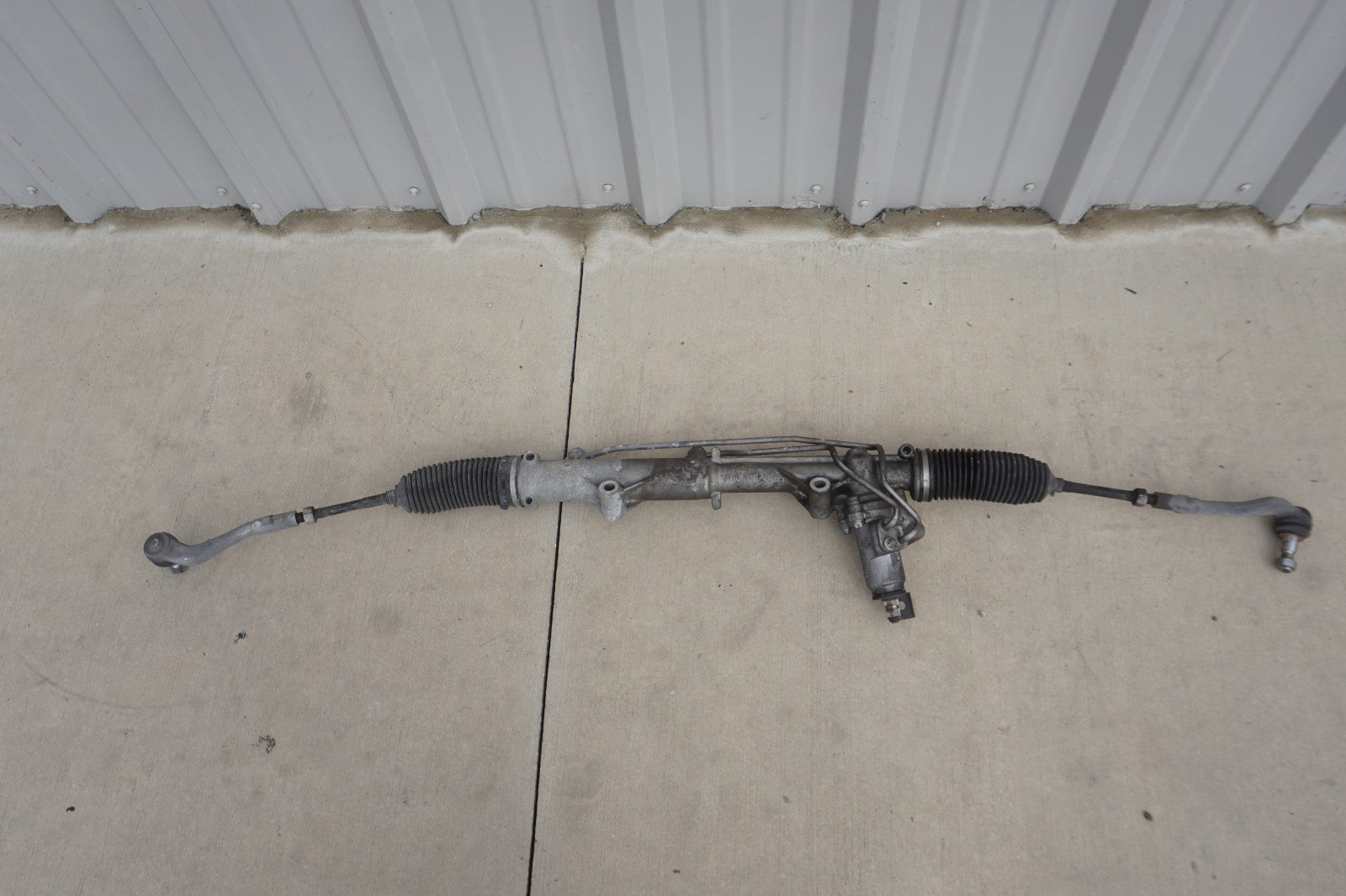 2010 - 2013 Mercedes E550 E350 RWD Power Steering Rack and Pinion OEM