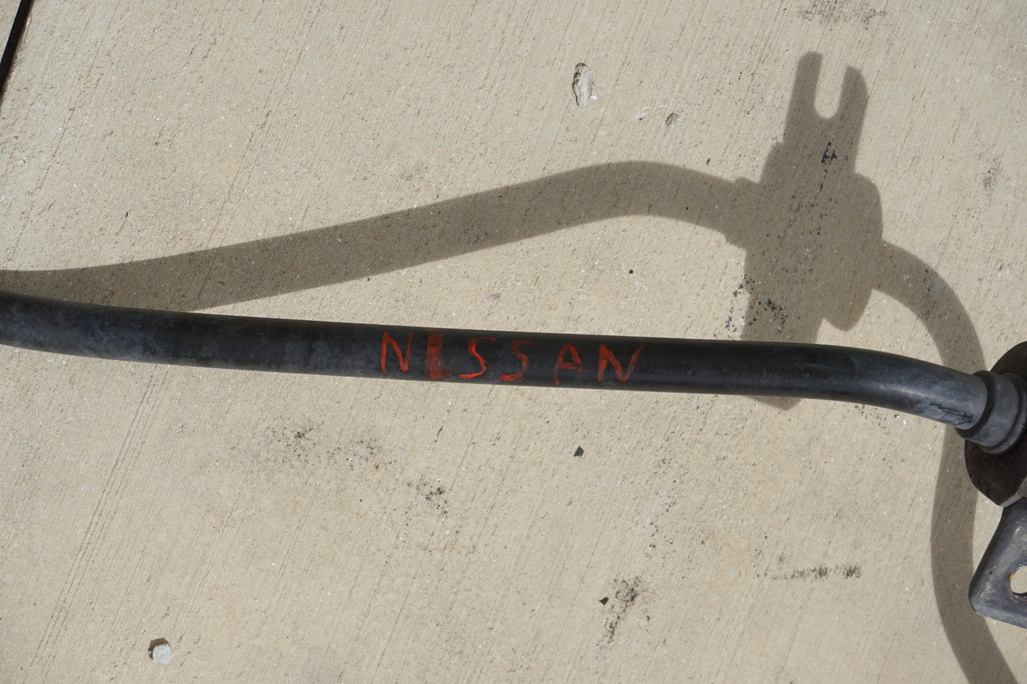 2017 - 2024 NISSAN TITAN REAR STABILIZER SWAY BAR W/ LINK OEM