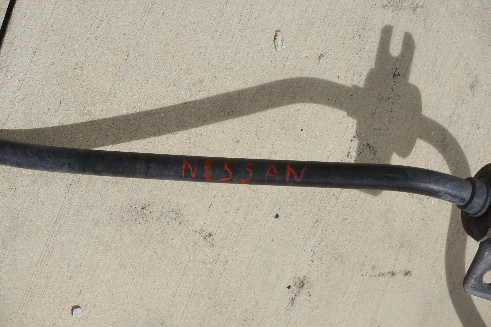 2017 - 2024 NISSAN TITAN REAR STABILIZER SWAY BAR W/ LINK OEM