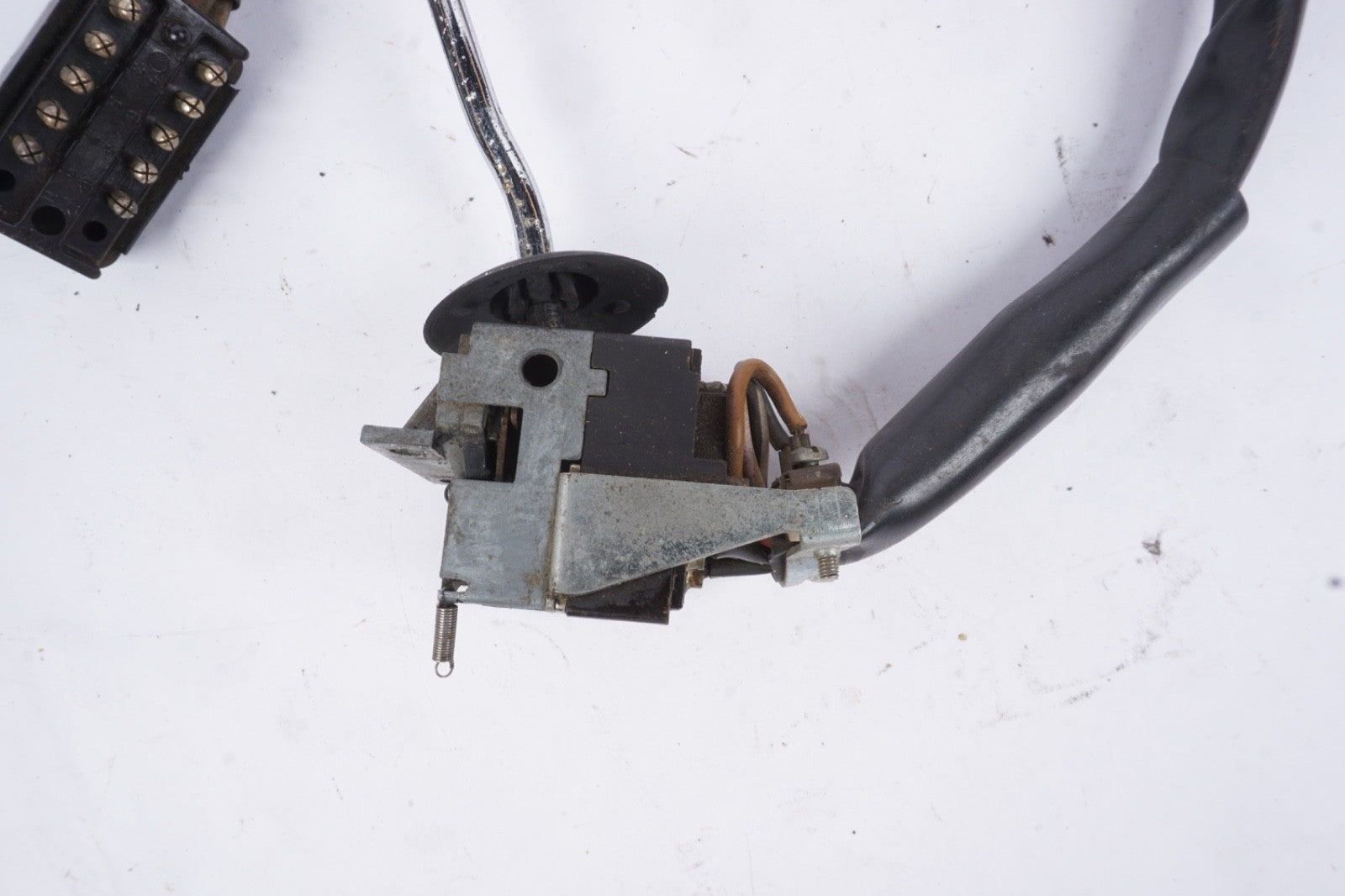 Mercedes Early W108,W109, Mid W111 Colunm turn signal 1 Switch