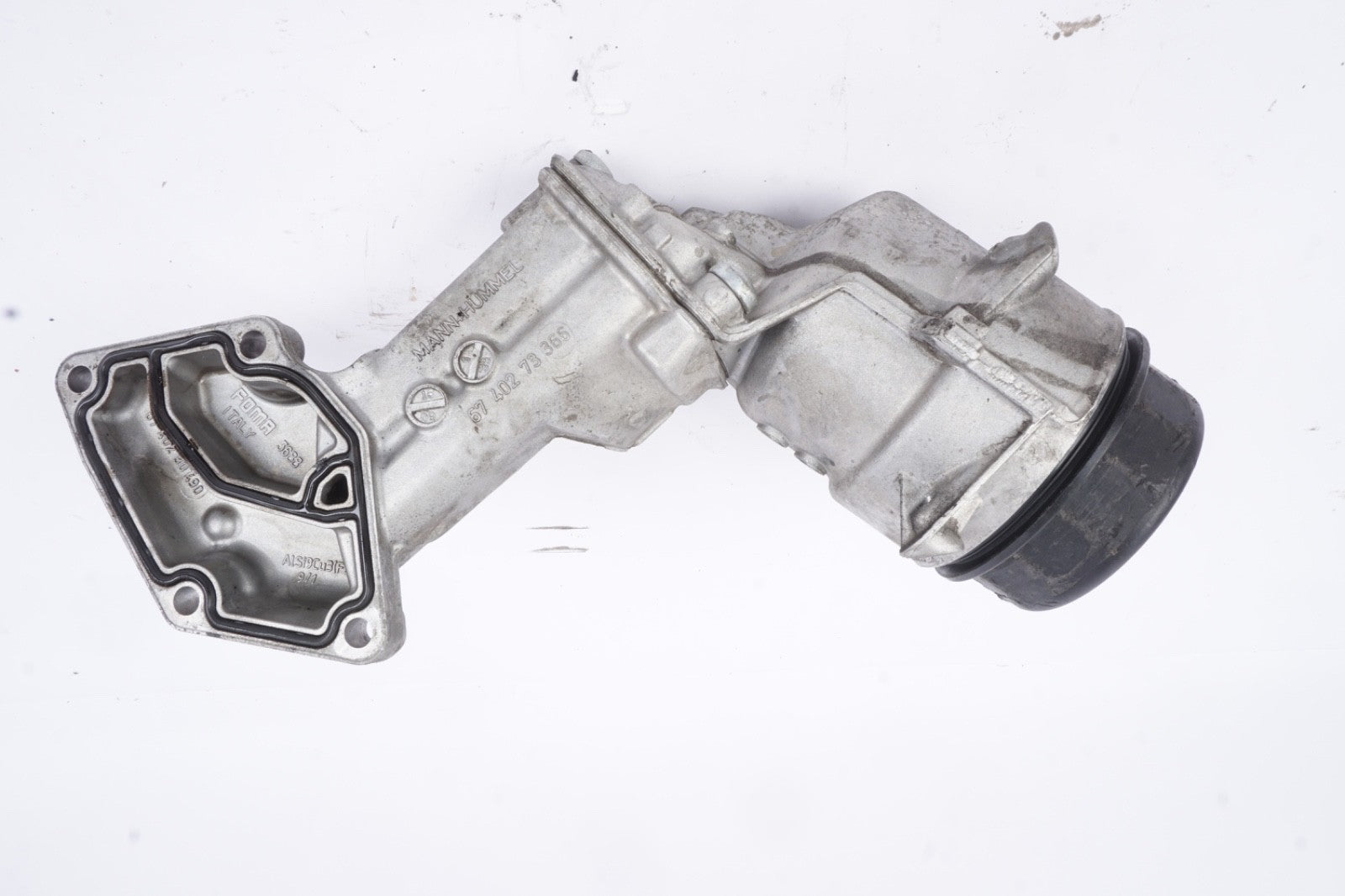 2010 - 2016 MERCEDES GL350 ML350 3.0L DIESEL OIL FILTER HOUSING  A6421801410