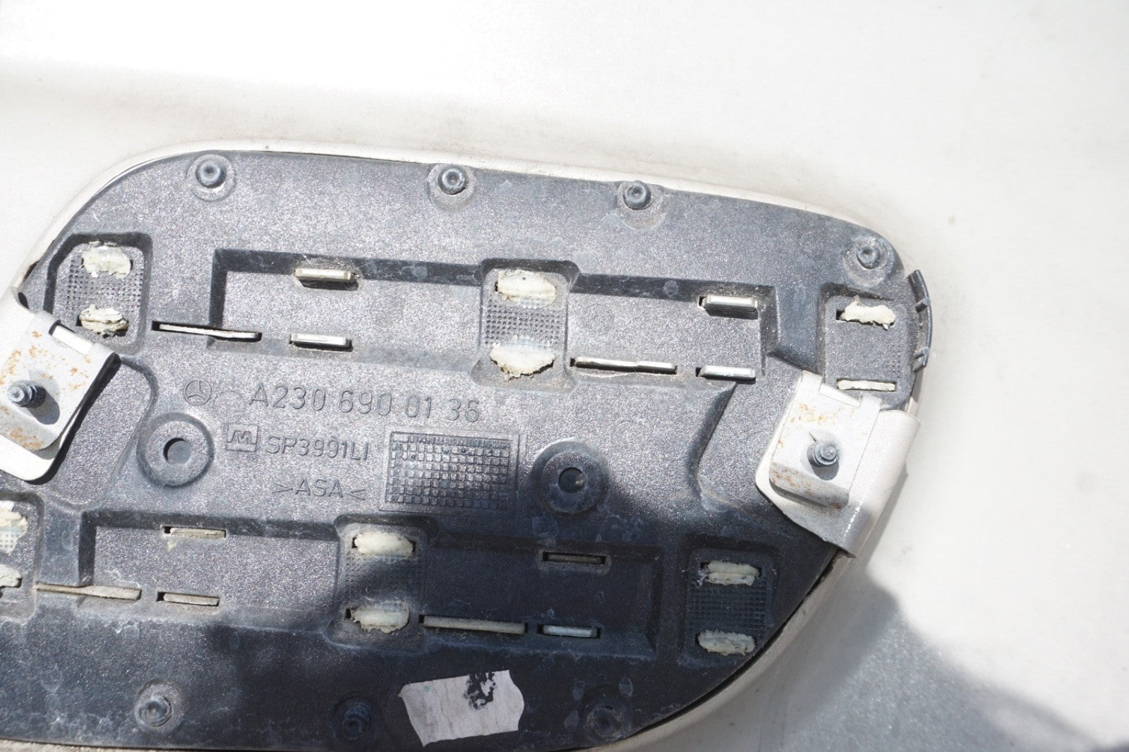 2003 - 2008 Mercedes R230 SL500 SL55 fender, left 03-08 SL500 SL600 2308800118