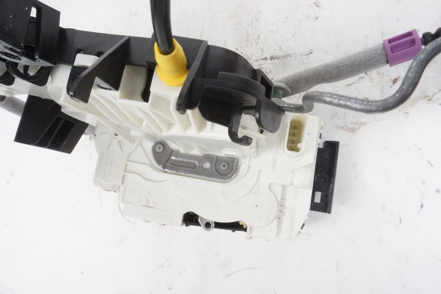 2008 - 2014 Mercedes C300 C350 C63 Front Left Side Door Lock Latch Actuator OEM