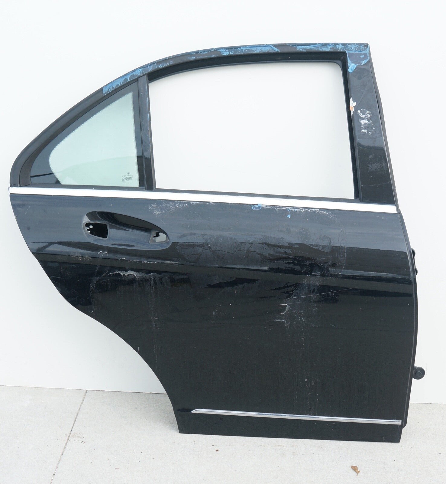 2008 - 2014 MERCEDES W204 C200 C250 C300 C350 REAR RIGHT DOOR SHELL