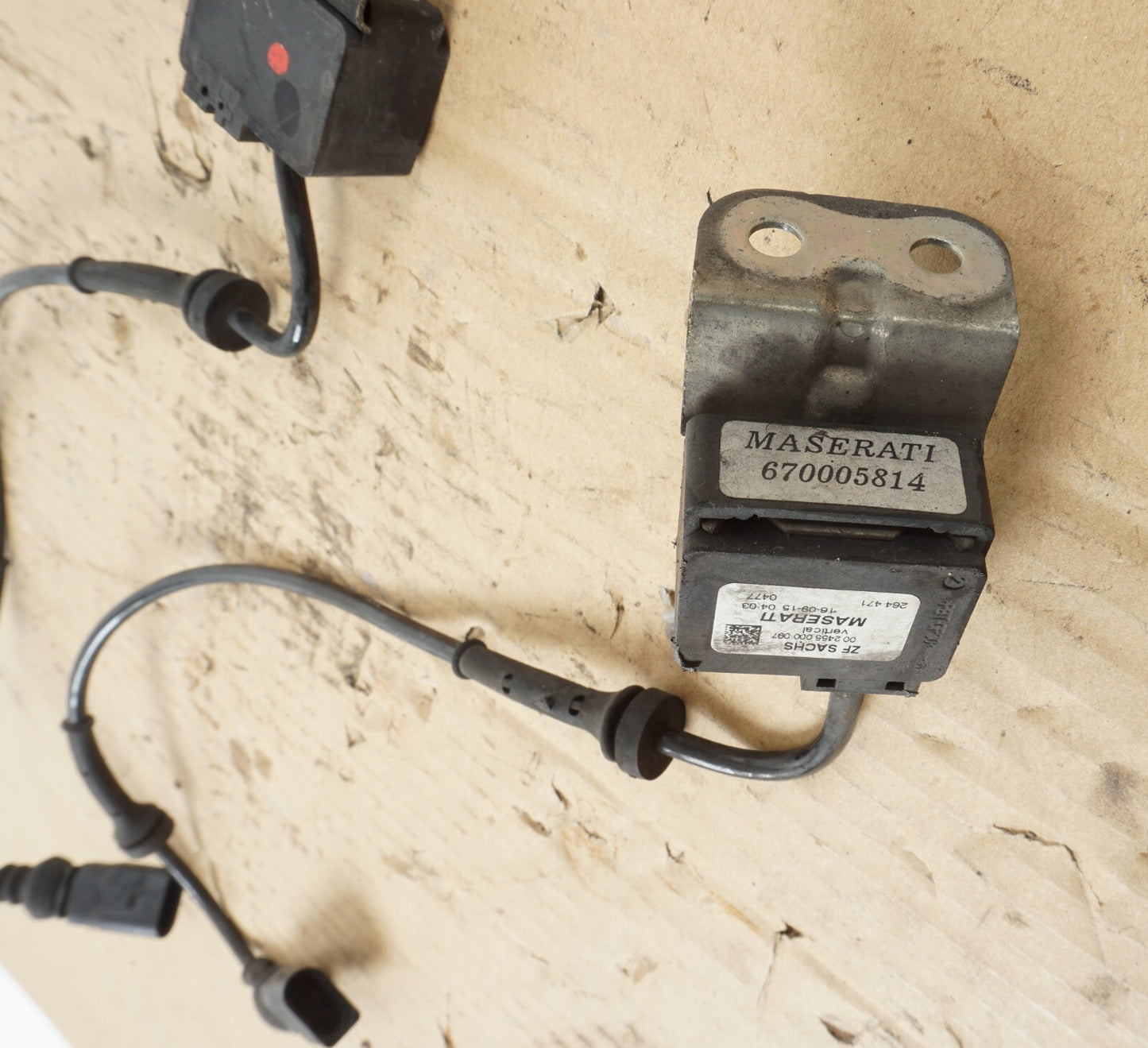 14 -20 MASERATI QUATTROPORTE FRONT WHEEL ACCELERATOR SENSOR LEFT & RIGHT OEM