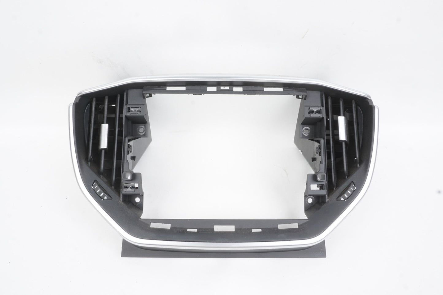 2014 - 2017 Maserati Ghibli Center Dash Air Vent Trim Cover OEM
