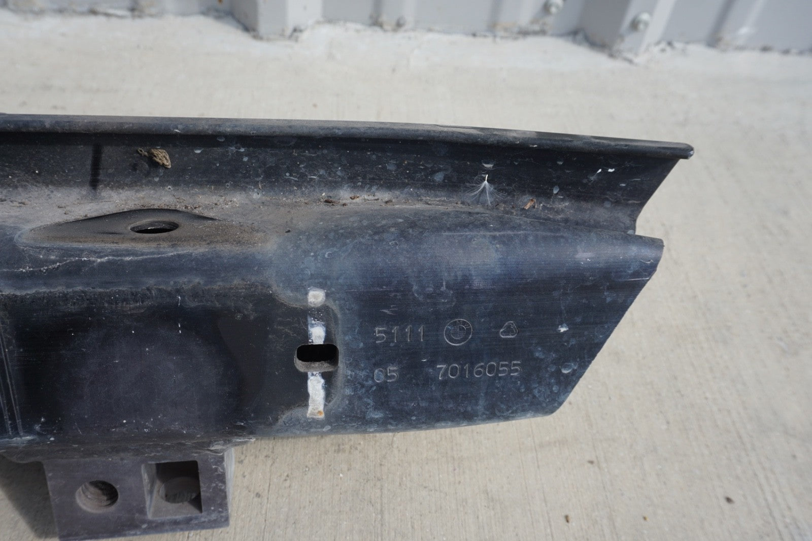 2003-2008 BMW E85 Z4 FRONT BUMPER REINFORCEMENT IMPACT BAR INSERT 7016056 OEM