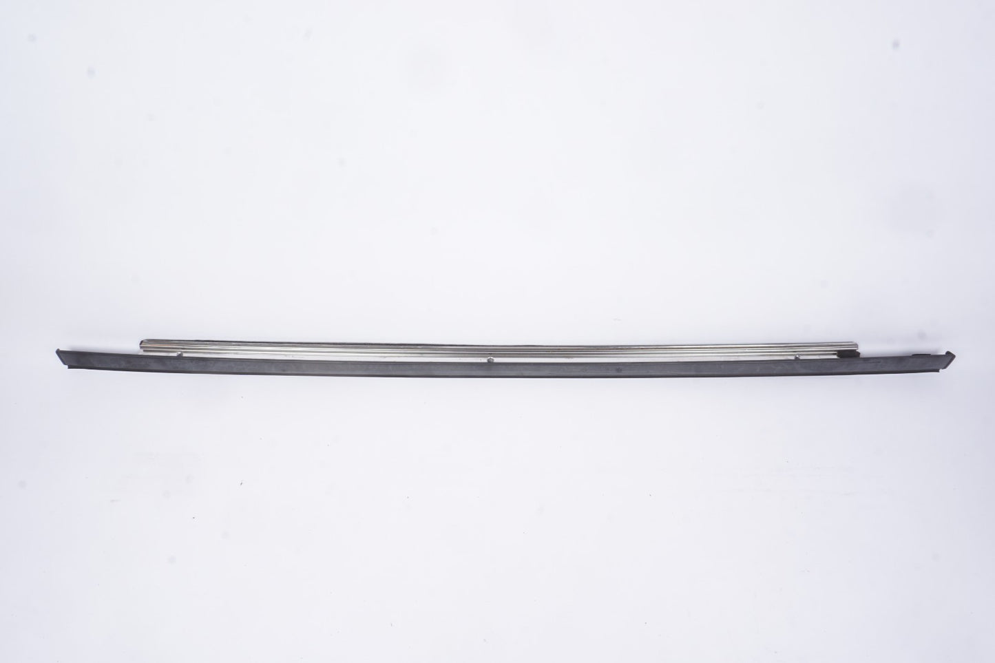 2018 - 2025 HONDA ODYSSEY REAR RIGHT DOOR WINDOW BELT WEATHERSTRIP MOLDING OEM