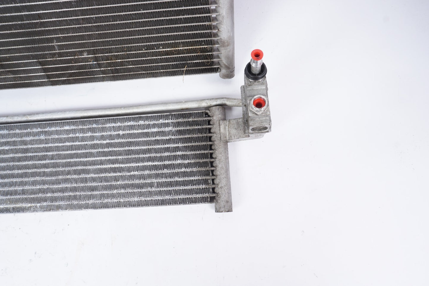 11-13 Mercedes CL550 S550 Cooling Radiator   & Transmission Cooler OEM