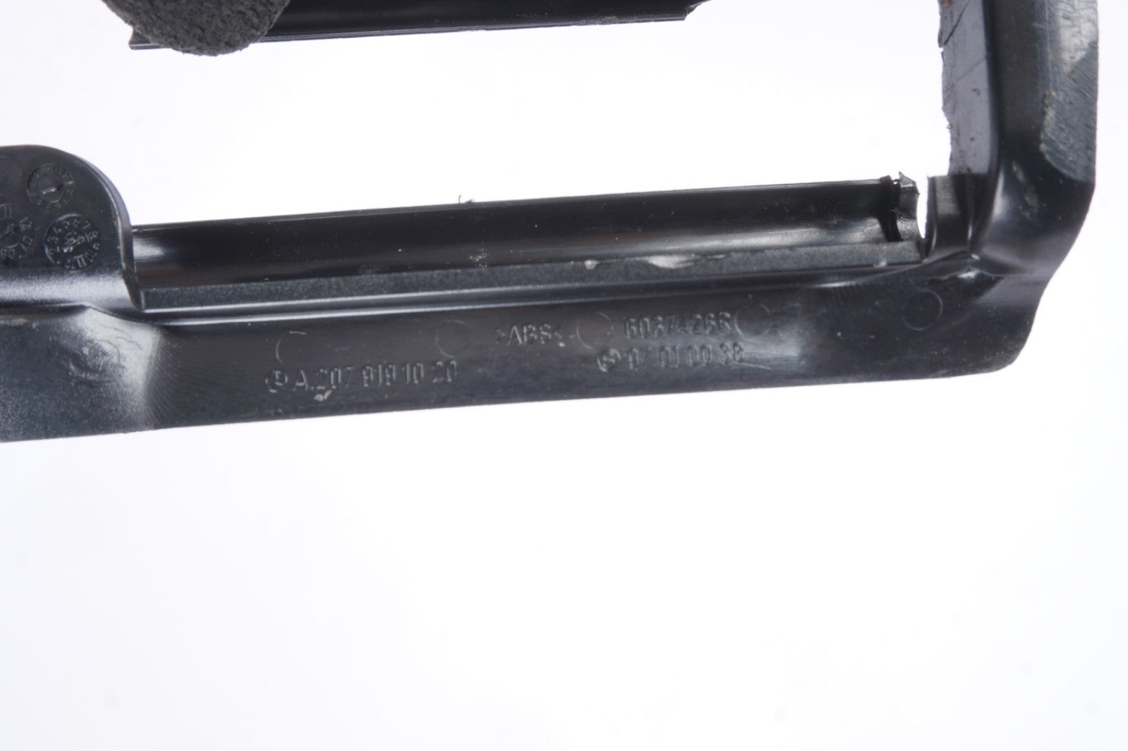 10-16 Mercedes E350 W212 Front Right Seat Track Inner Cover Trim A2079190420 Oem