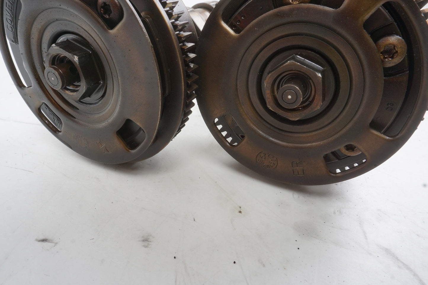 Mercedes W221 S550 CLS550 M273 Right Intake & Exhaust Camshaft w/ Adjuster OEM
