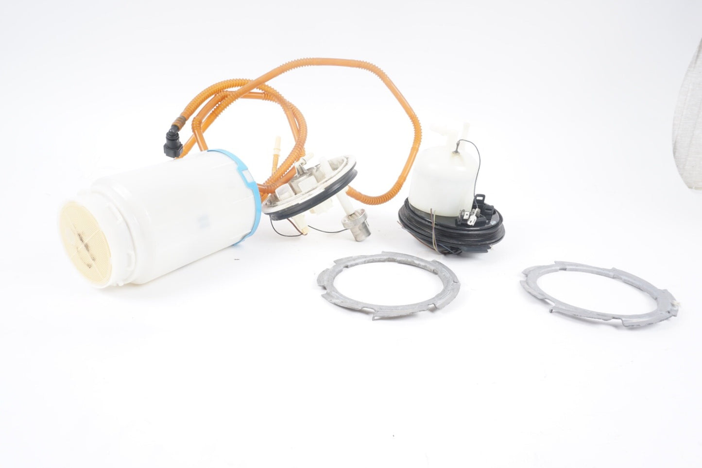 2015-2018 PORSCHE CAYENNE OEM 3.6L TANK MOUNTED FUEL PUMP ASSEMBLY LEFT & RIGHT
