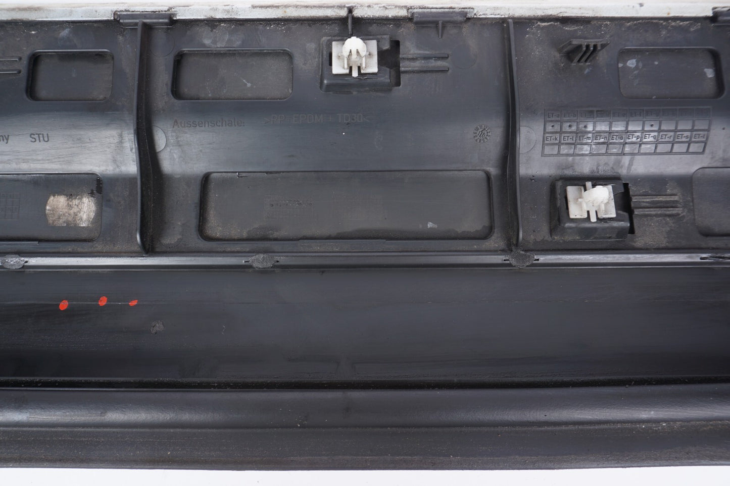 11 - 18 Porsche Cayenne 958 Rear Left Driver Side Door Lower Molding OEM