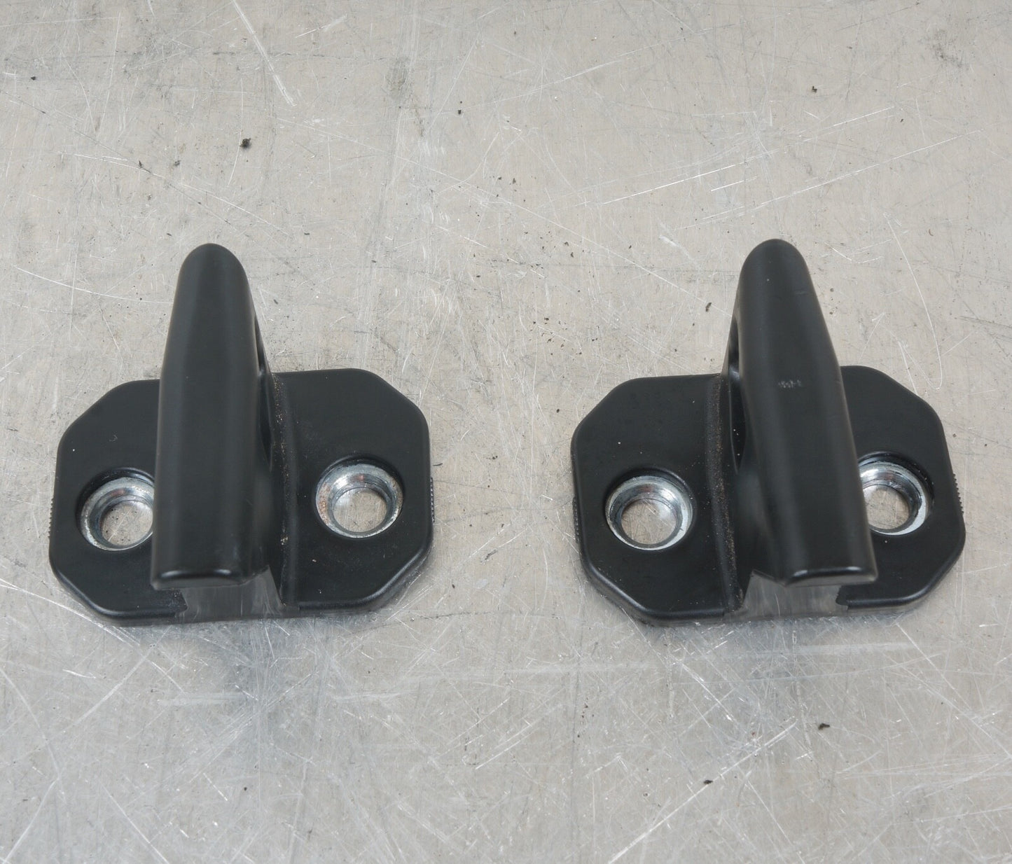 07-13 Mercedes W221 S550 CL600 Door Lock Catcher Left and Right