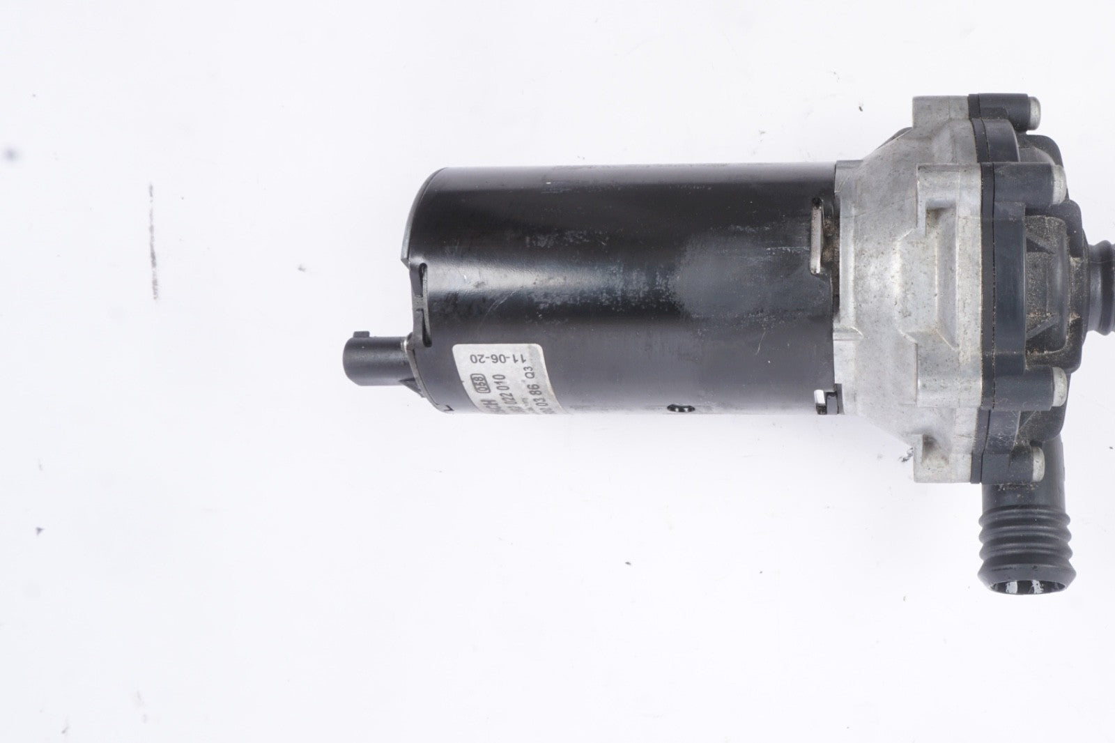 Mercedes W221 S550 ML63 S63 CLS55 AMG Auxiliary AUX Circulation Water Pump OEM